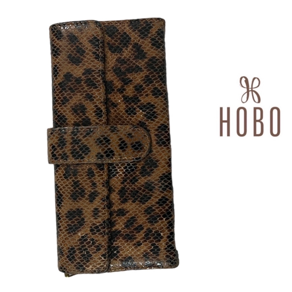 HOBO INTERNACIONAL Snakeskin Wallet